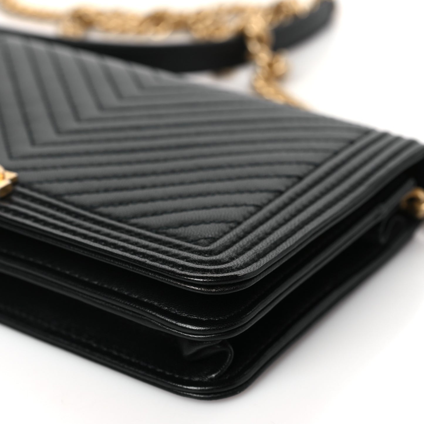 Lambskin Chevron Boy Wallet On Chain WOC Black