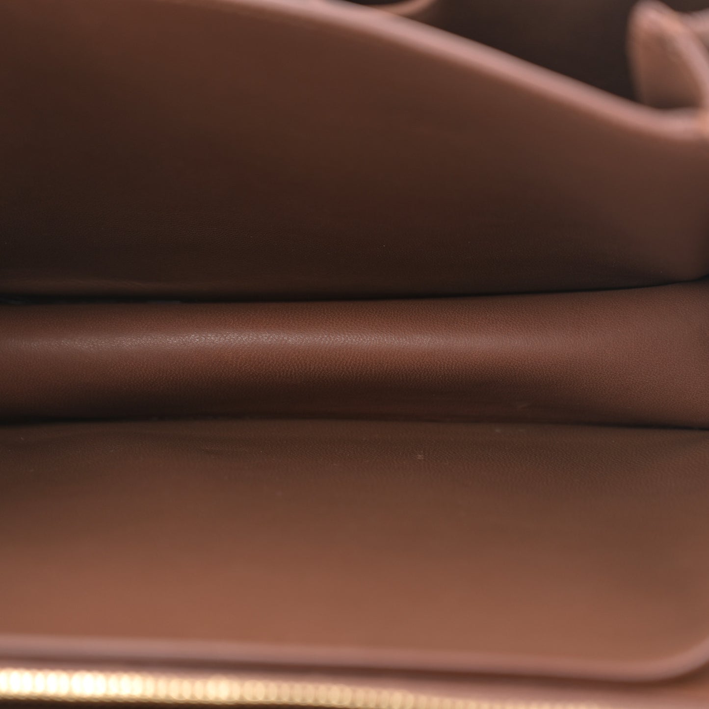 Box Calfskin Medium Classic Box Flap Bag Camel