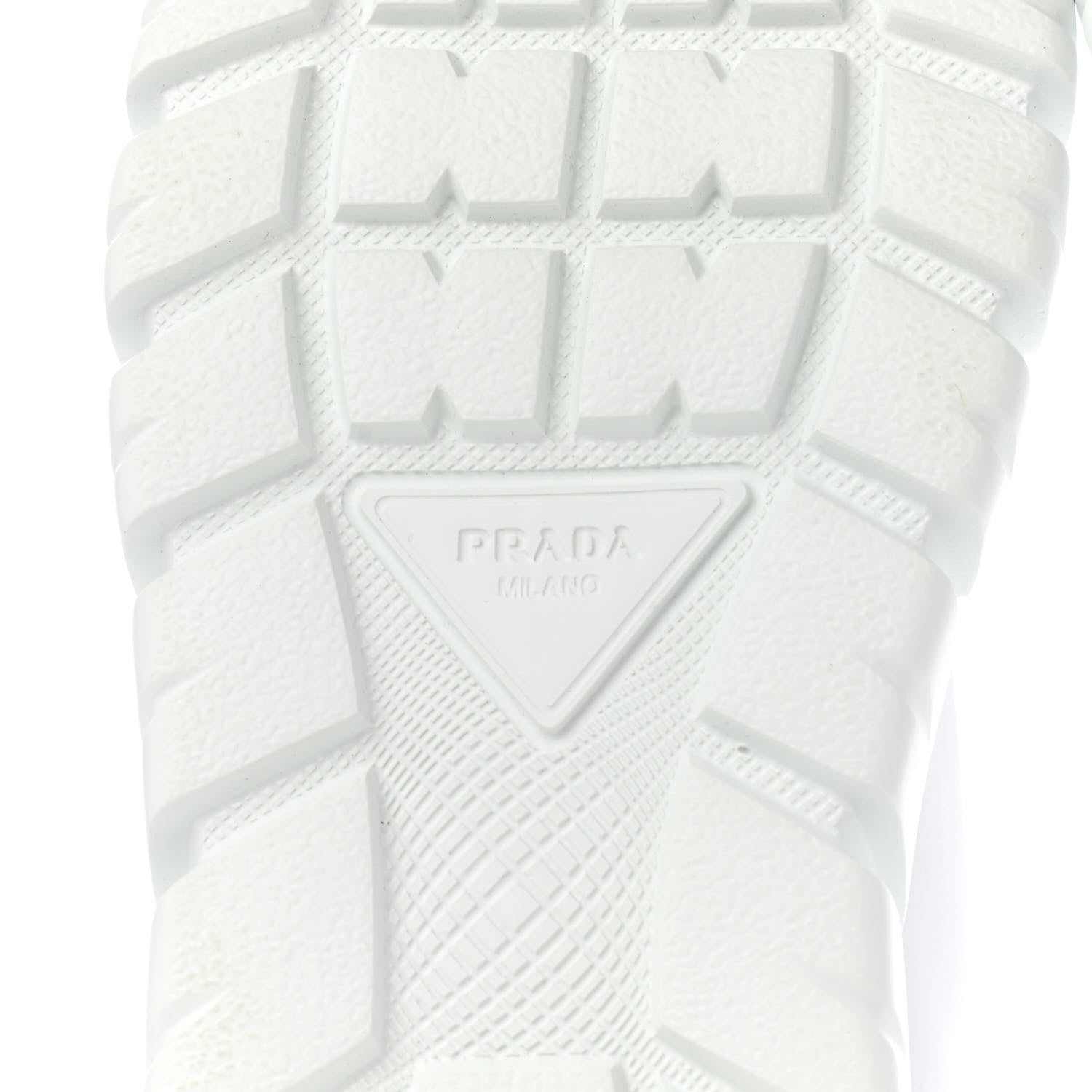 Prada Re-Nylon Gabardine Rubber Triangle Logo Quilted Womens Rush Piuma 50mm Mid Sneakers 39.5 White 6 of 9
