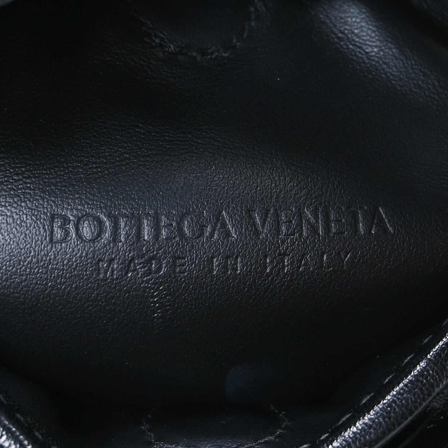 Calfskin Intrecciato Mini Hop Black