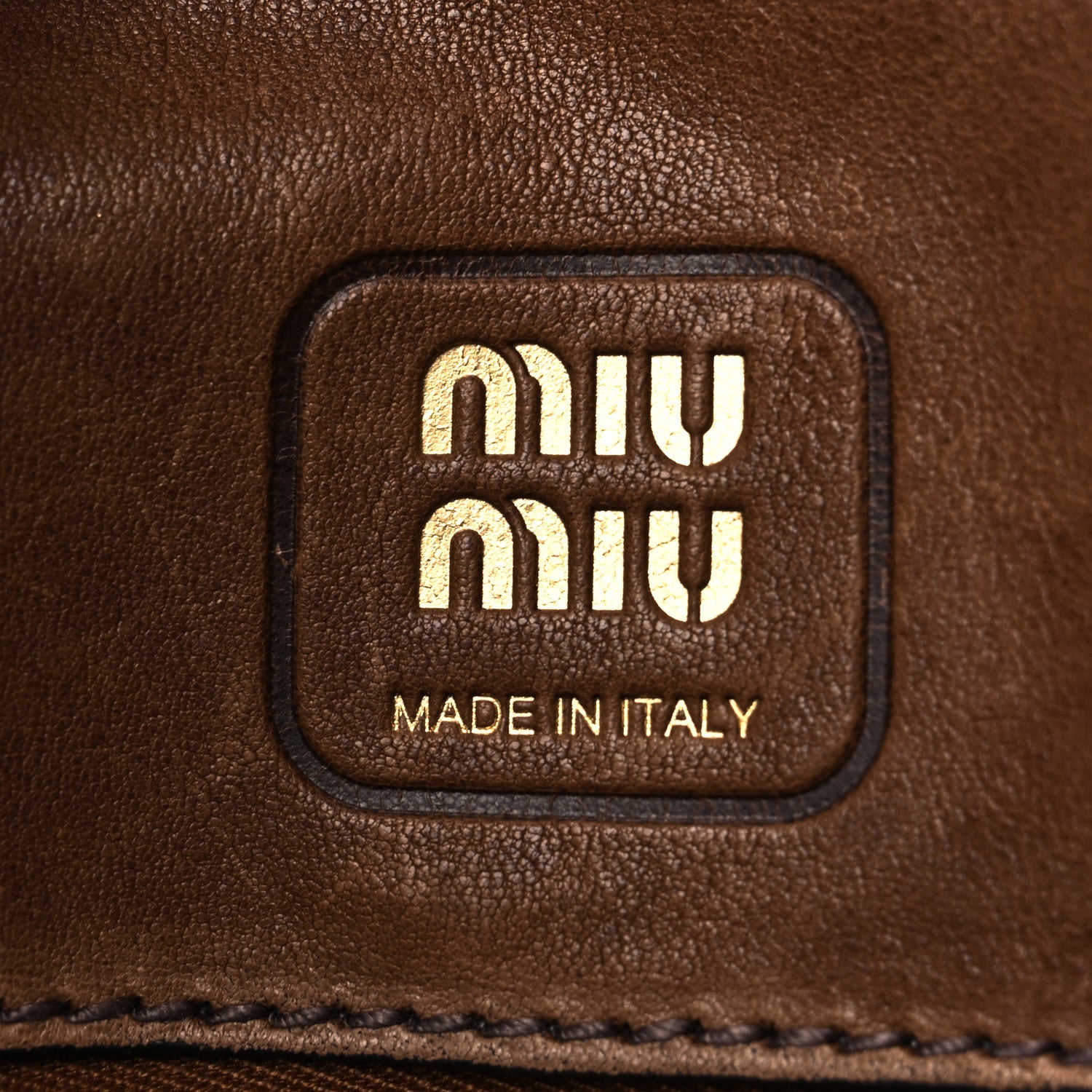 Miu Miu Nappa Medium Aventure Bag Rovere 6 of 9
