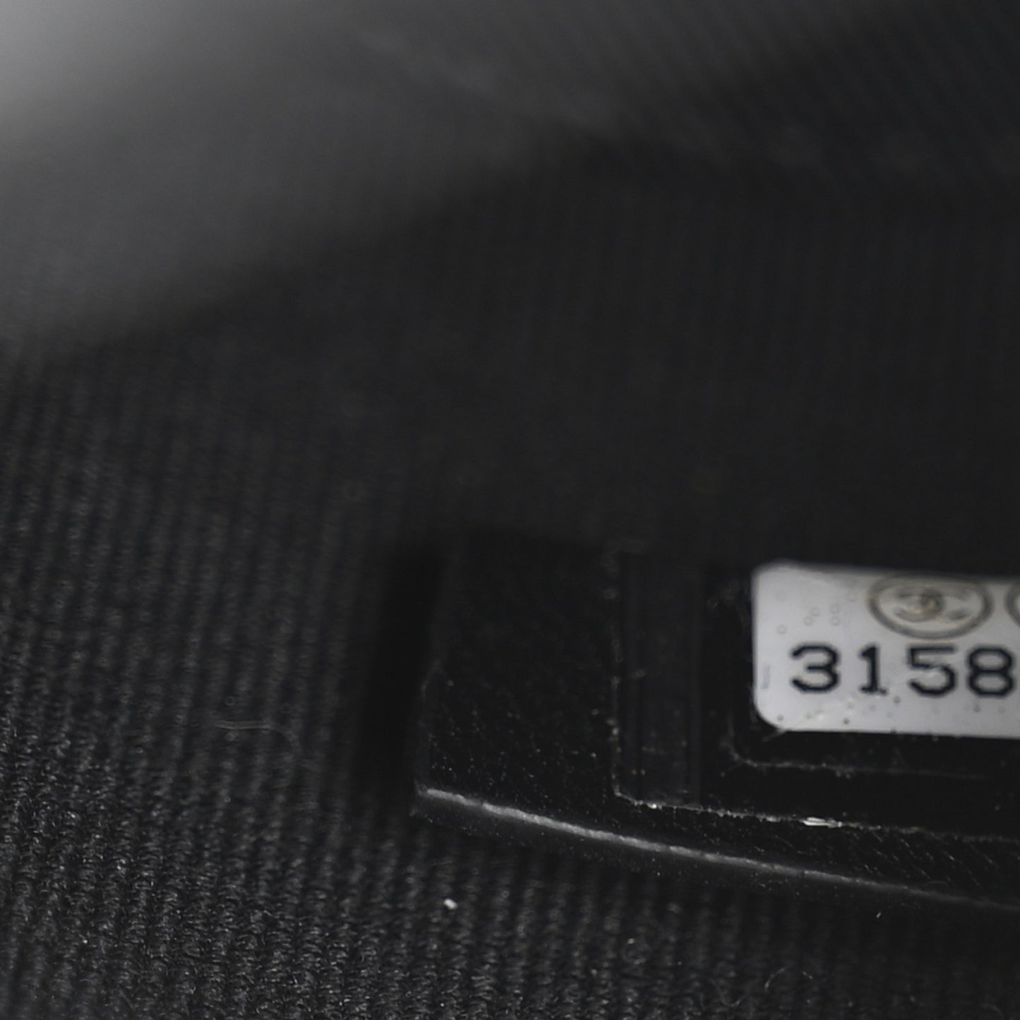 Lambskin Quilted Mini Round Vanity Case With Chain Black