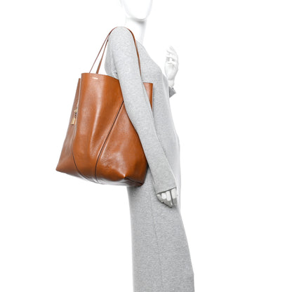 Chloe Grained Calfskin Large Spin Tote Clay Brown 2 of 15