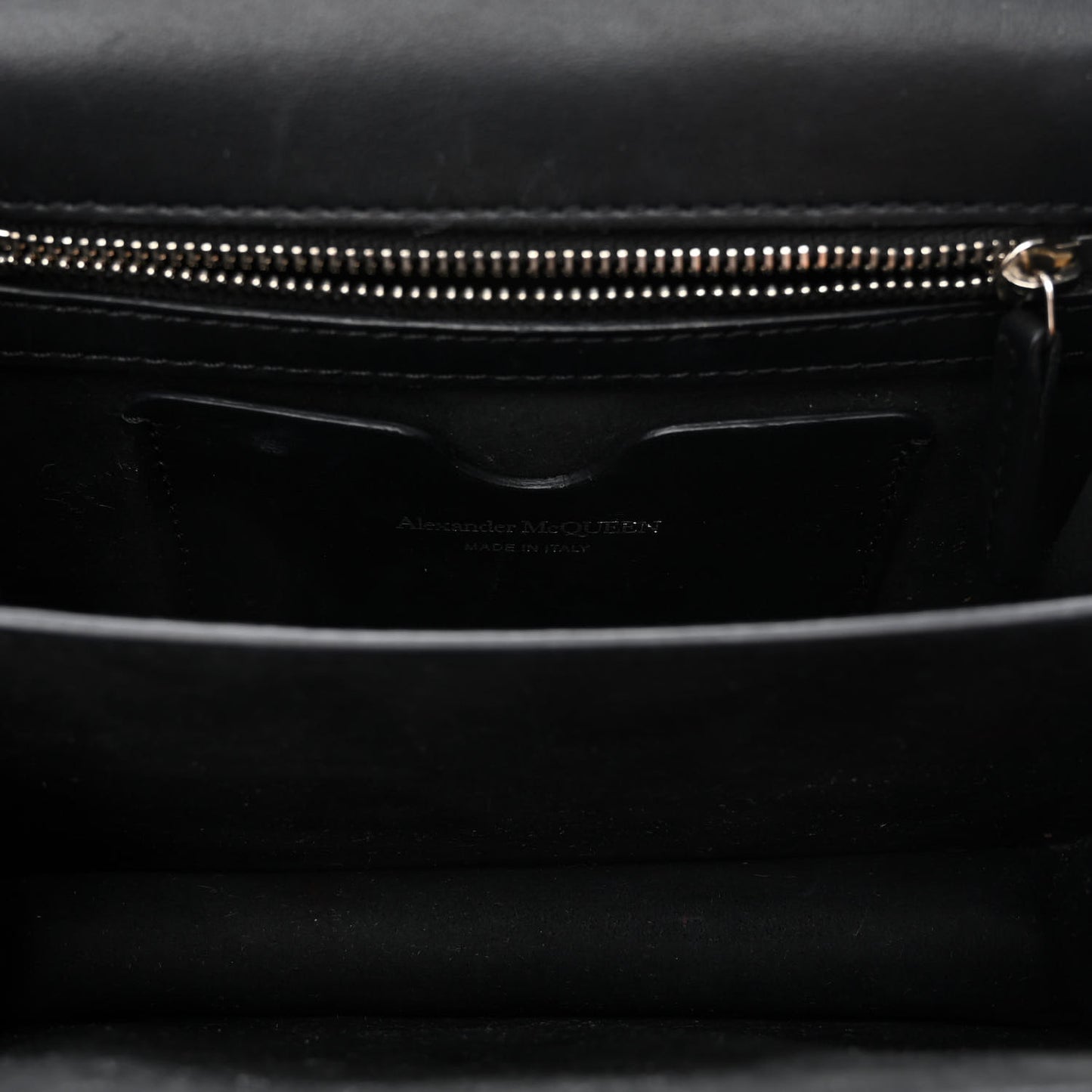 Lambskin Quilted Knuckle Shoulder Bag Black