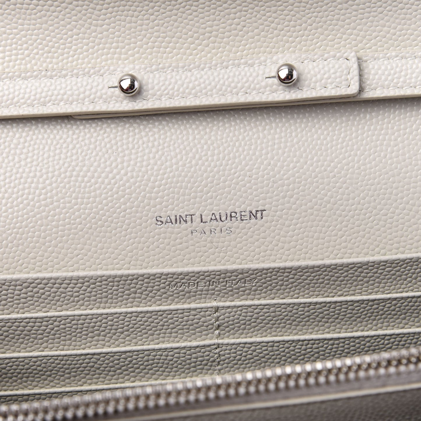 Grain De Poudre Matelasse Chevron Monogram Chain Wallet Icy White