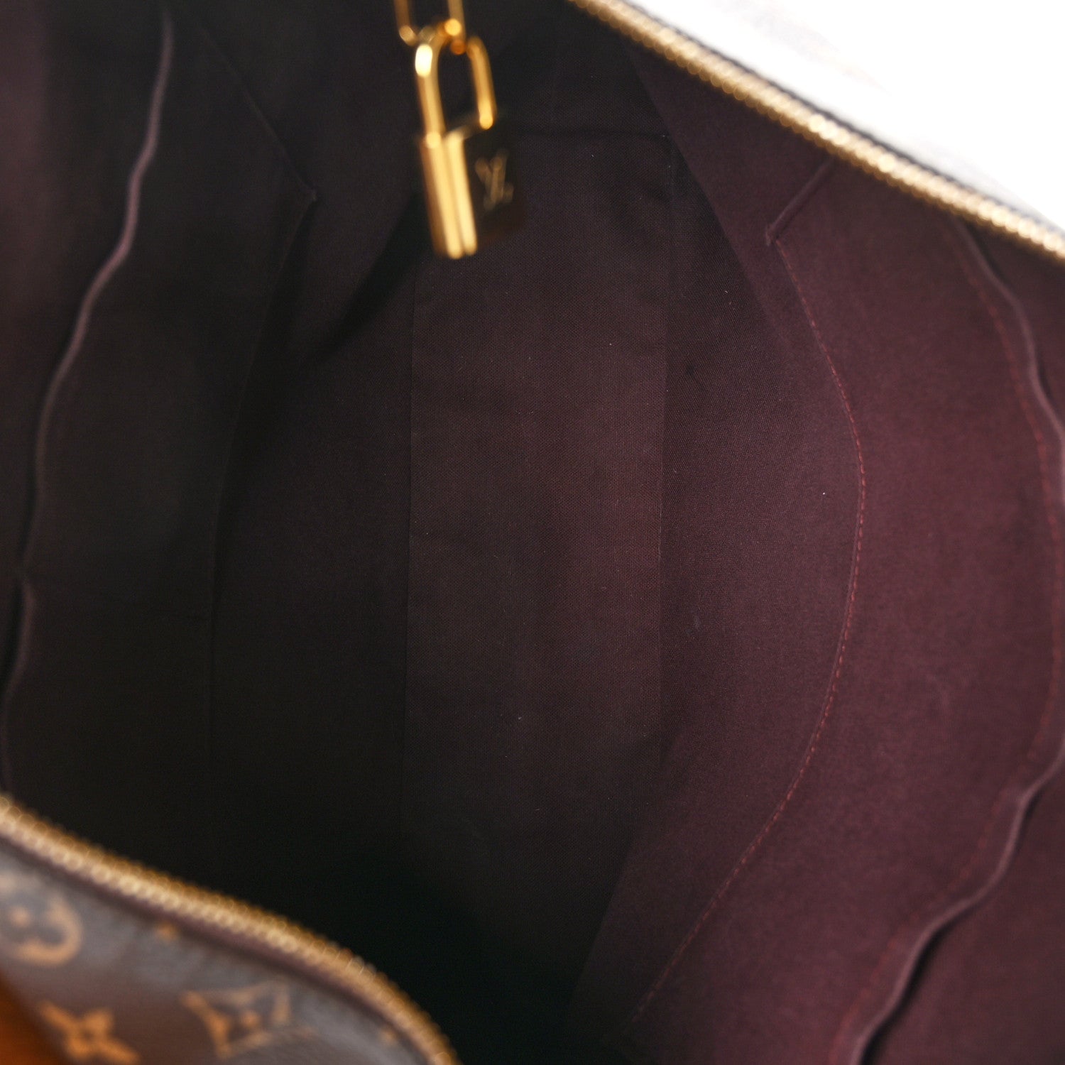 Louis Vuitton Monogram Berri MM 5 of 9