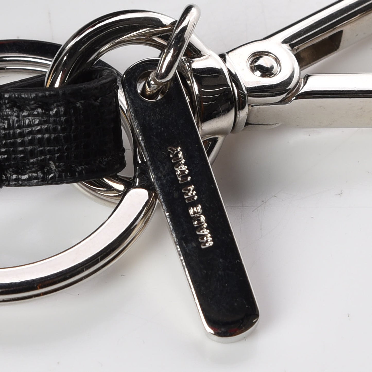 Vitello Elite Fox Goat Fur Igor Monster Bag Bug Cube Charm Rosso Black White