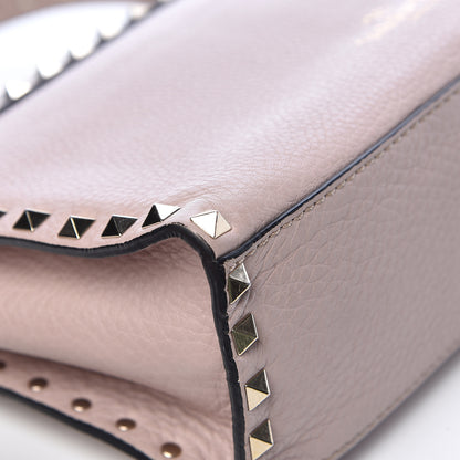 Valentino Garavani Pebbled Calfskin Small Rockstud Single Handle Flap Bag Poudre 12 of 21