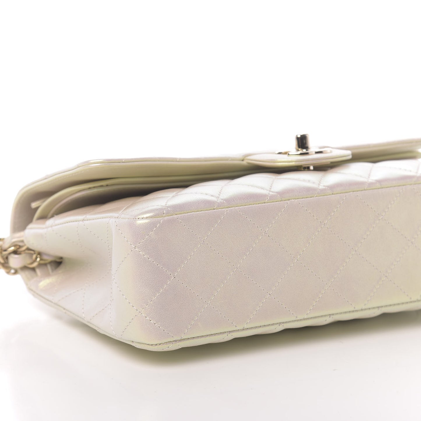 Iridescent Lambskin Quilted Medium Double Flap Ivory