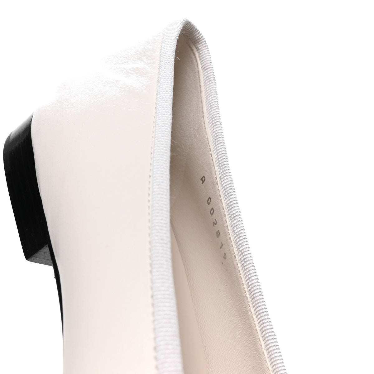 Chanel Lambskin Cap Toe CC Ballerina Flats 39 White Black 8 of 9