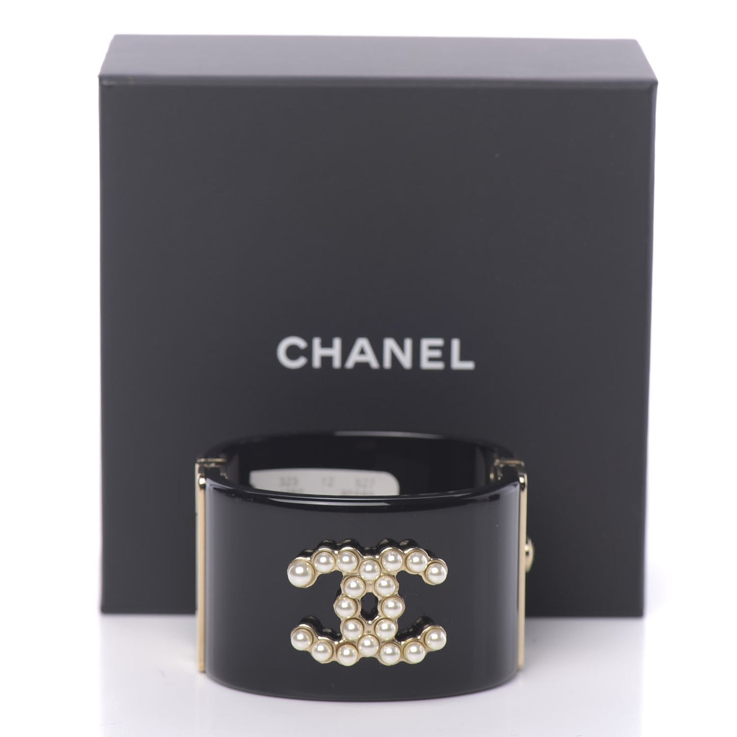 Resin Pearl CC Cuff Black