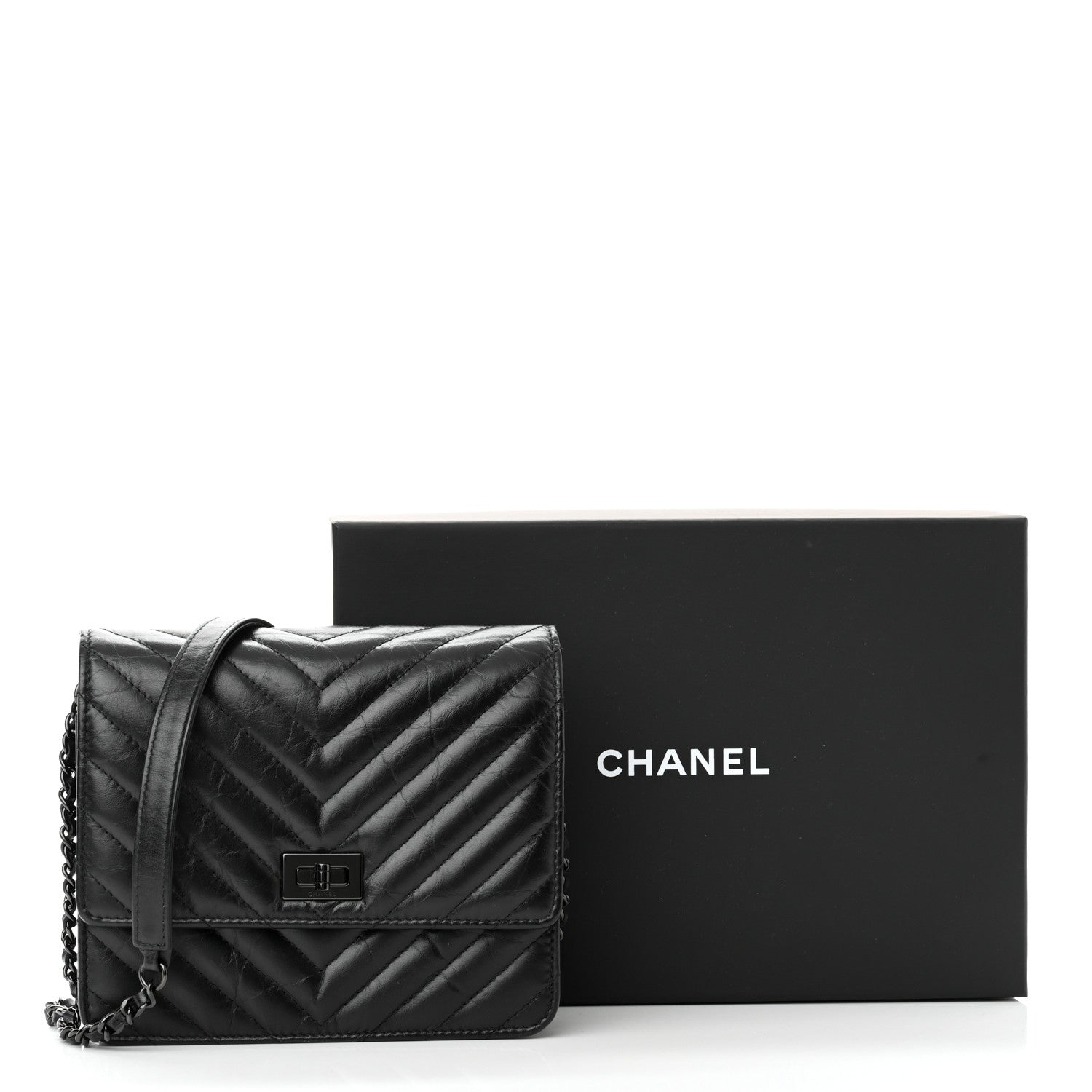 Chanel Aged Calfskin Chevron Quilted Reissue 2.55 Square Wallet On Chain WOC So Black 12 of 12