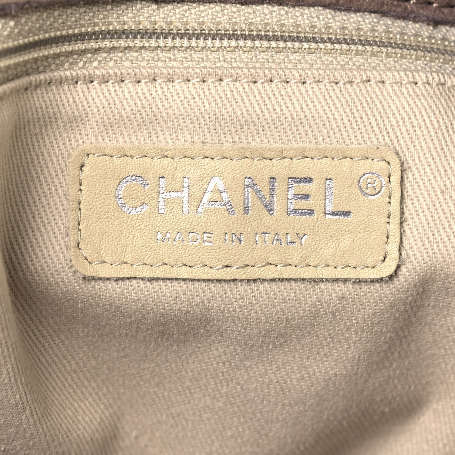 Chanel Suede Calfskin Ultimate Stitch Hobo Light Grey 6 of 13