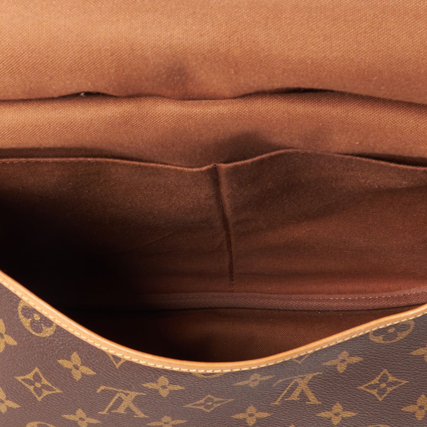 Monogram Saumur 35