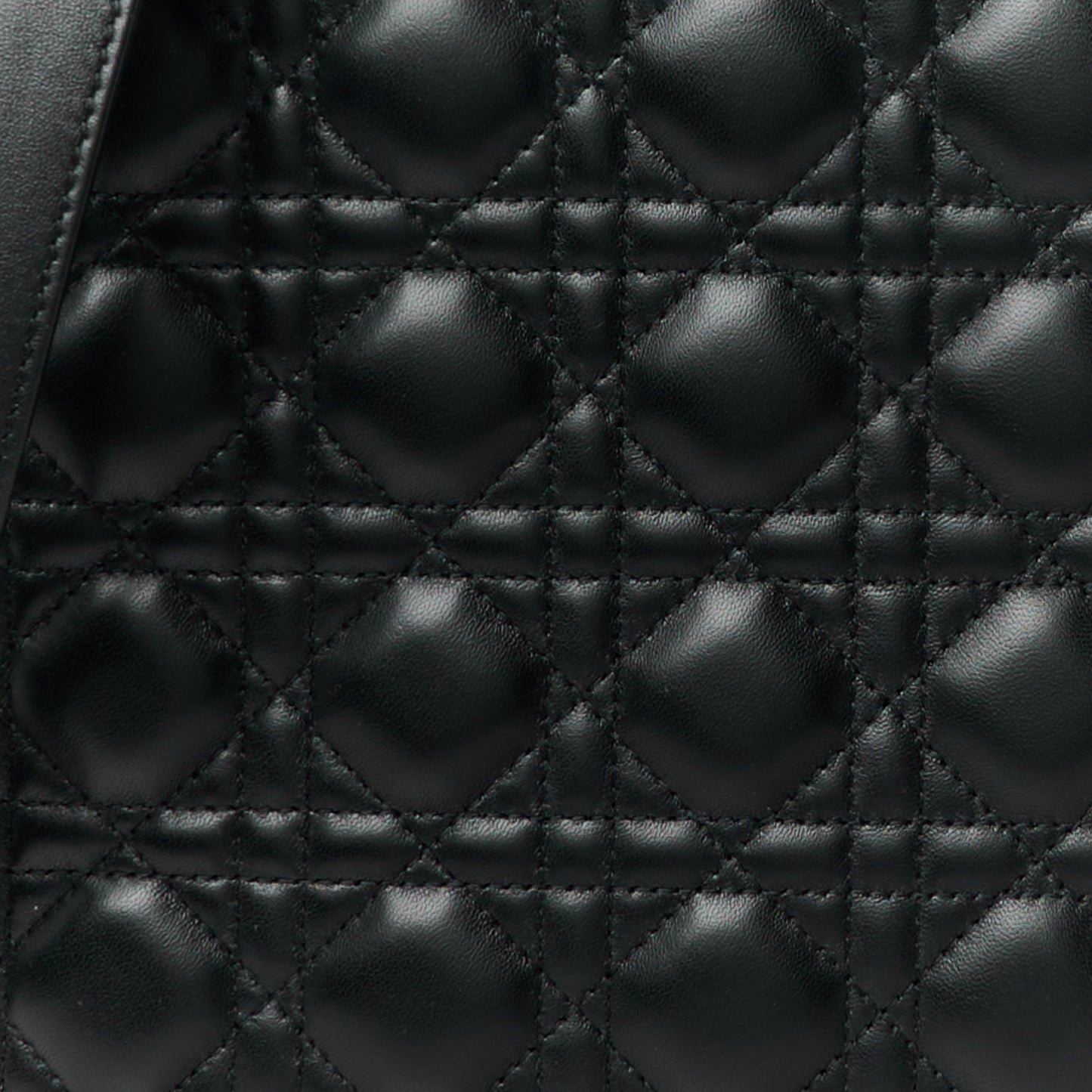 Lambskin Cannage Large Lady Dior Black