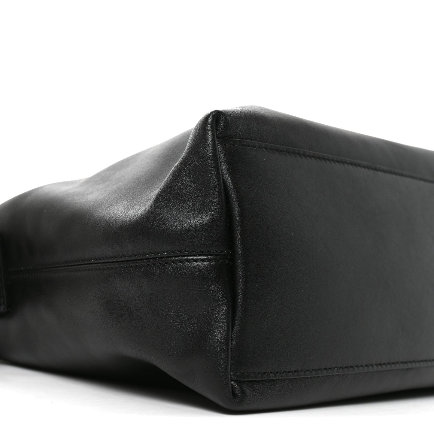 Calfskin Medium Beatrix Tote Black