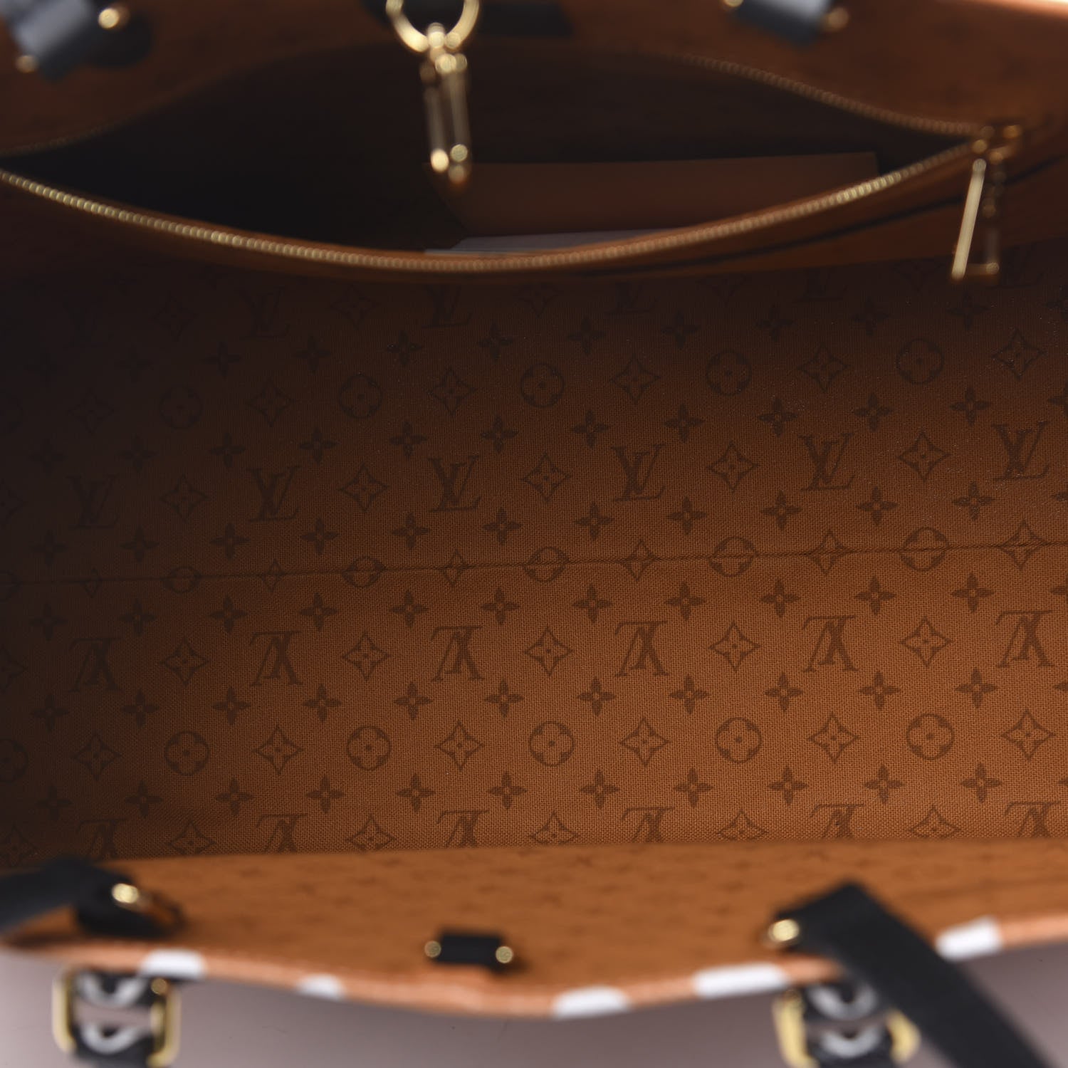 Louis Vuitton Monogram Giant Crafty Onthego GM Crème Caramel 6 of 10