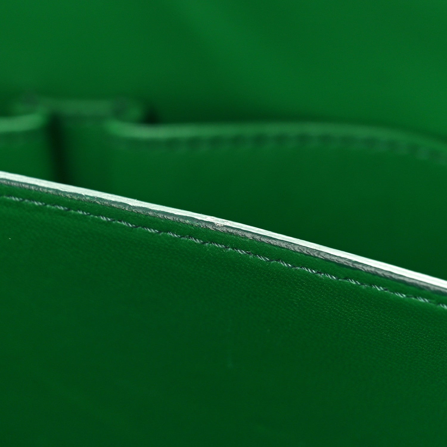 Celine Snakeskin Medium Classic Box Green 8 of 9