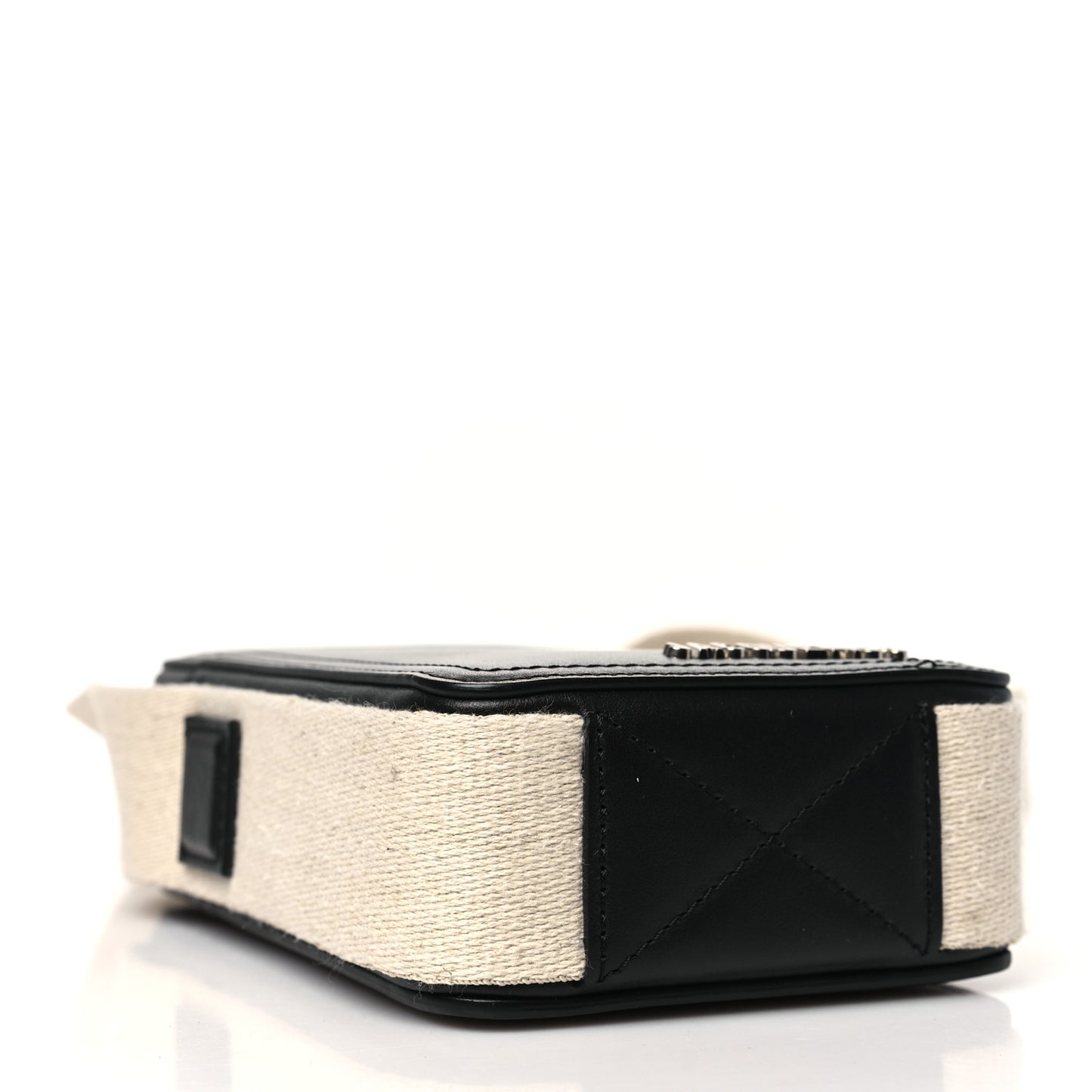 Smooth Calfskin Le Cuerda Vertical Black