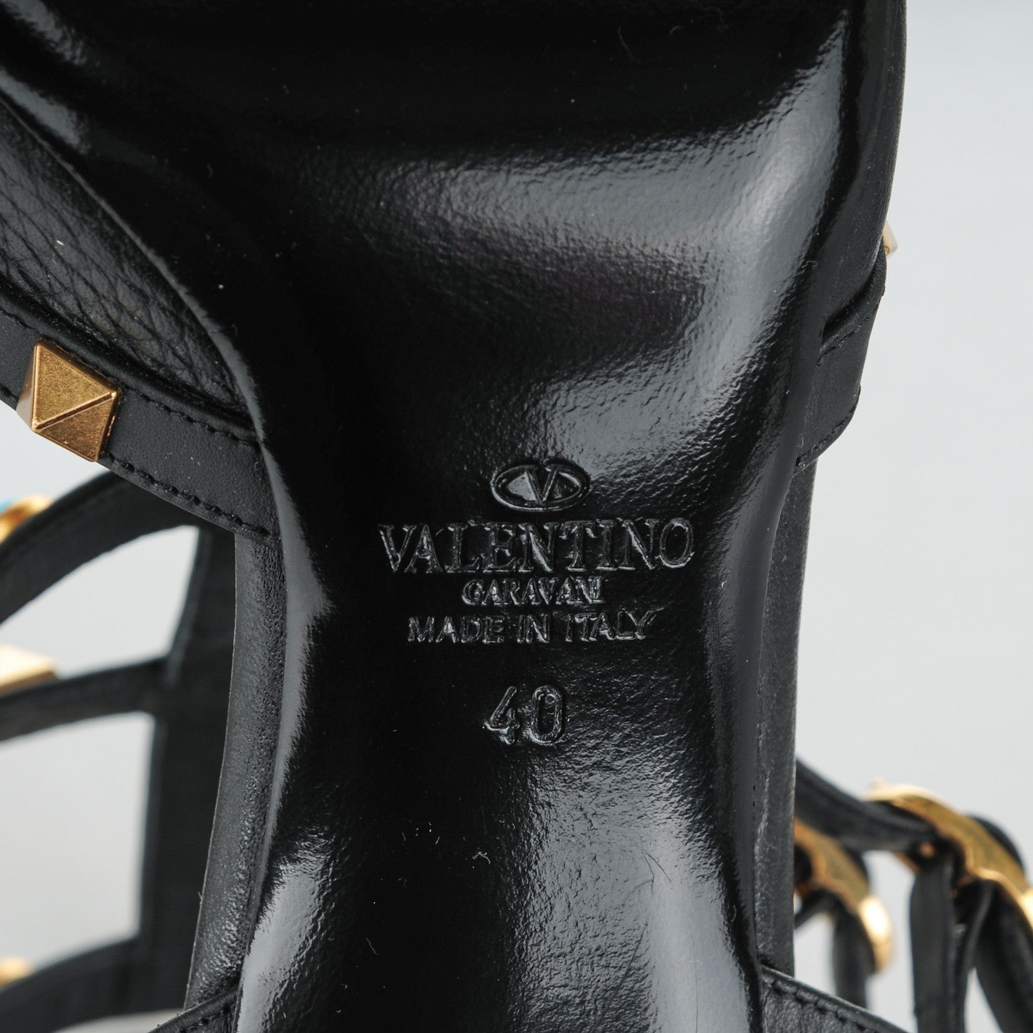 Valentino Garavani Pebbled Calfskin Turquoise Rockstud Rolling Ankle Strap 65mm Pumps 40 Black 6 of 7