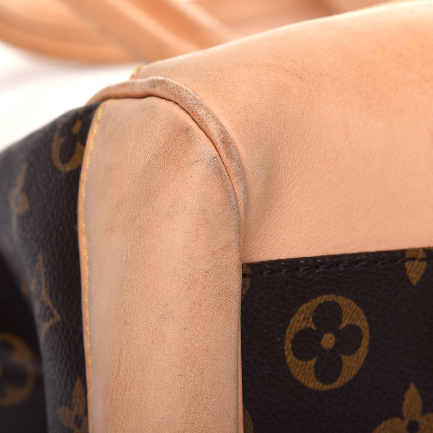 Louis Vuitton Monogram Beverly GM 13 of 31