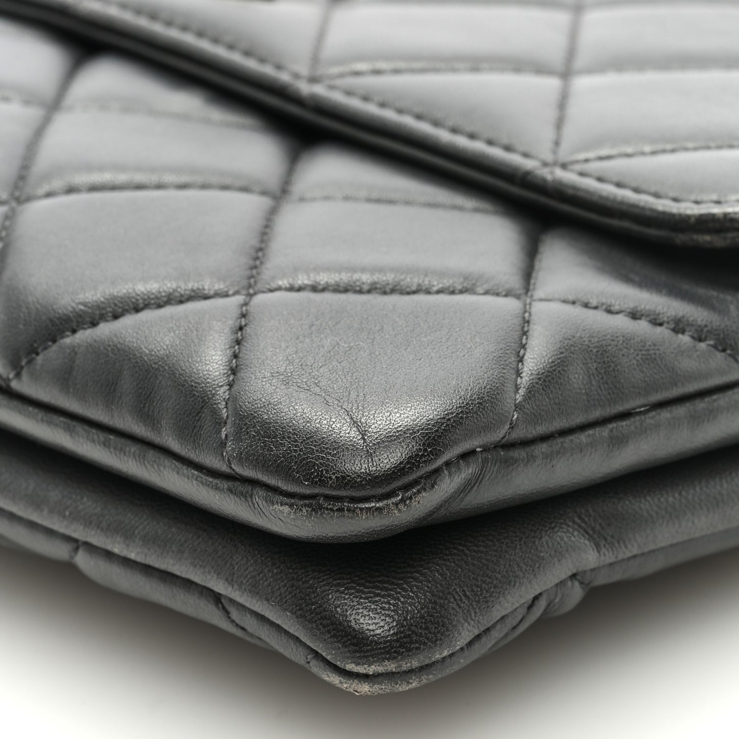 Lambskin Quilted Medium Trendy CC Flap Black