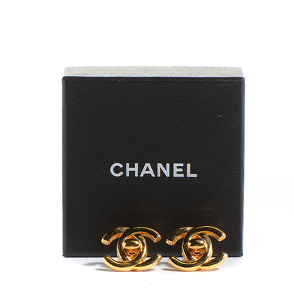 Chanel Metal CC Turnlock Clip On Earrings Gold 5 of 5