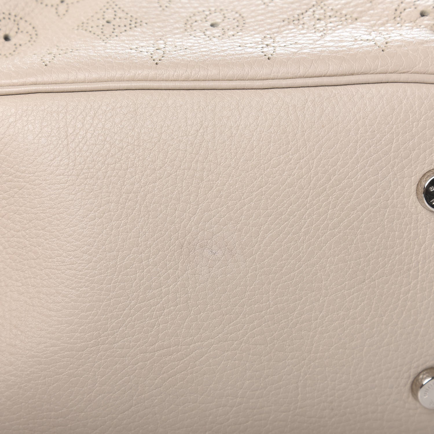 Louis Vuitton Mahina L Ivory 10 of 16
