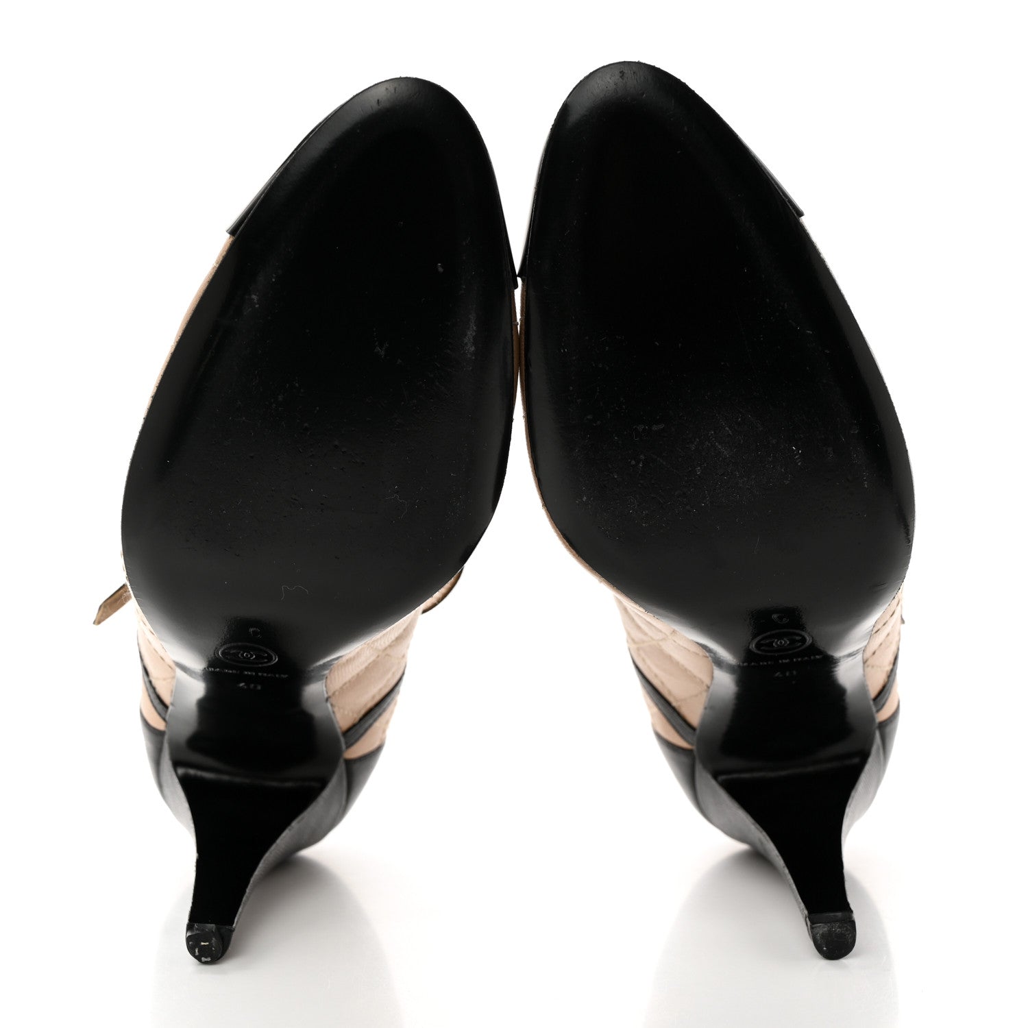 Chanel Grained Calfskin Patent Quilted CC Cap Toe Ankle Strap Pumps 40 Beige Black 5 of 8
