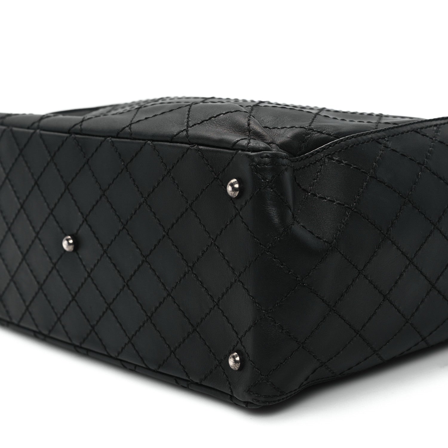 Chanel Calfskin CC Pocket Tote Black 1664667 – FASHIONPHILE