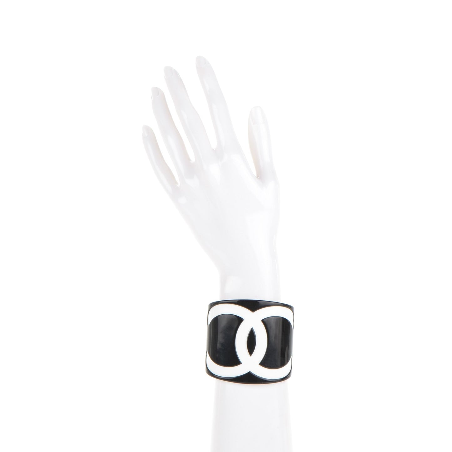 Resin CC Wide Cuff Black White