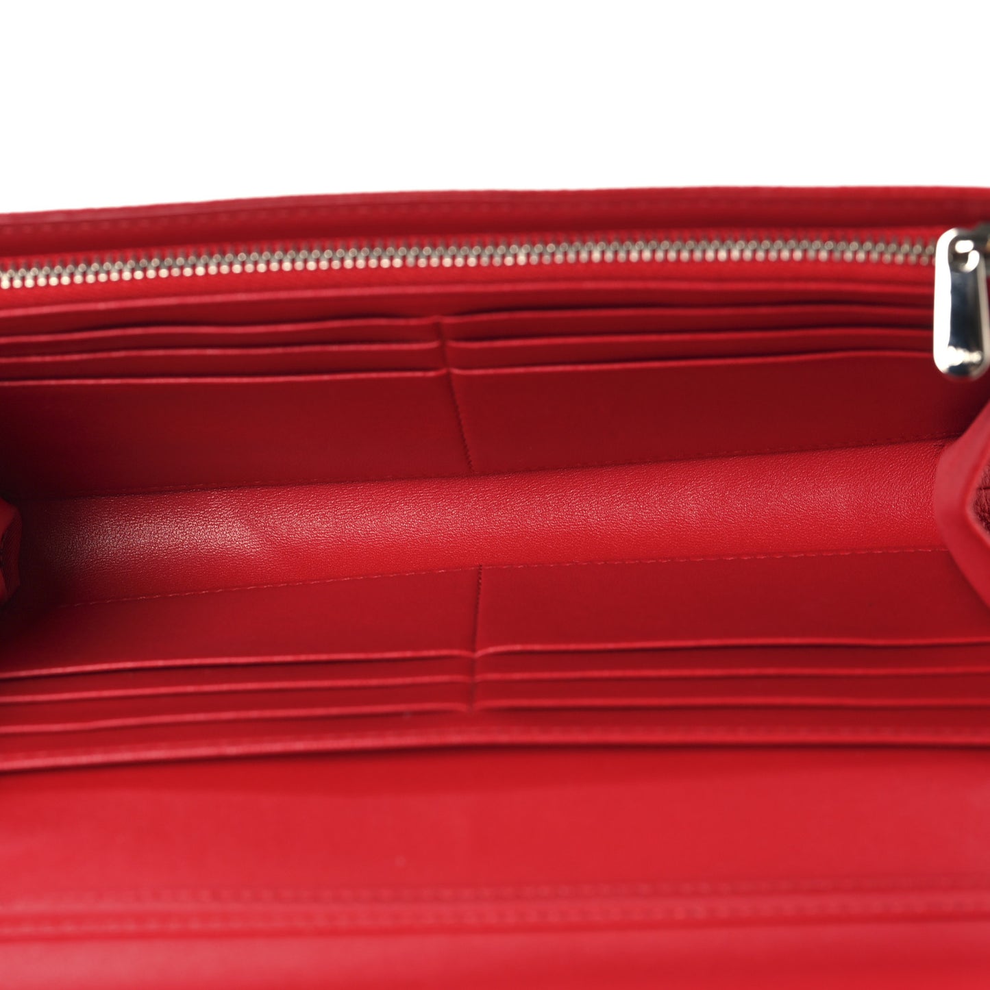 Grained Calfskin Diorama Croisiere Chain Wallet Red