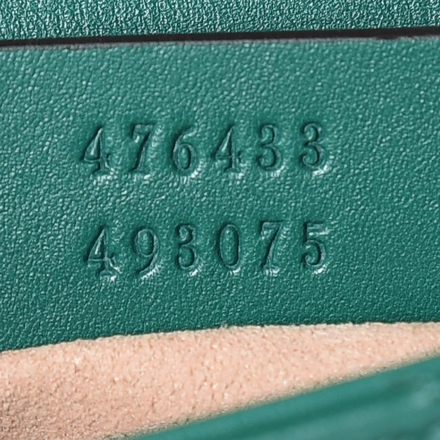 Calfskin Matelasse Super Mini GG Marmont Shoulder Bag Emerald Green