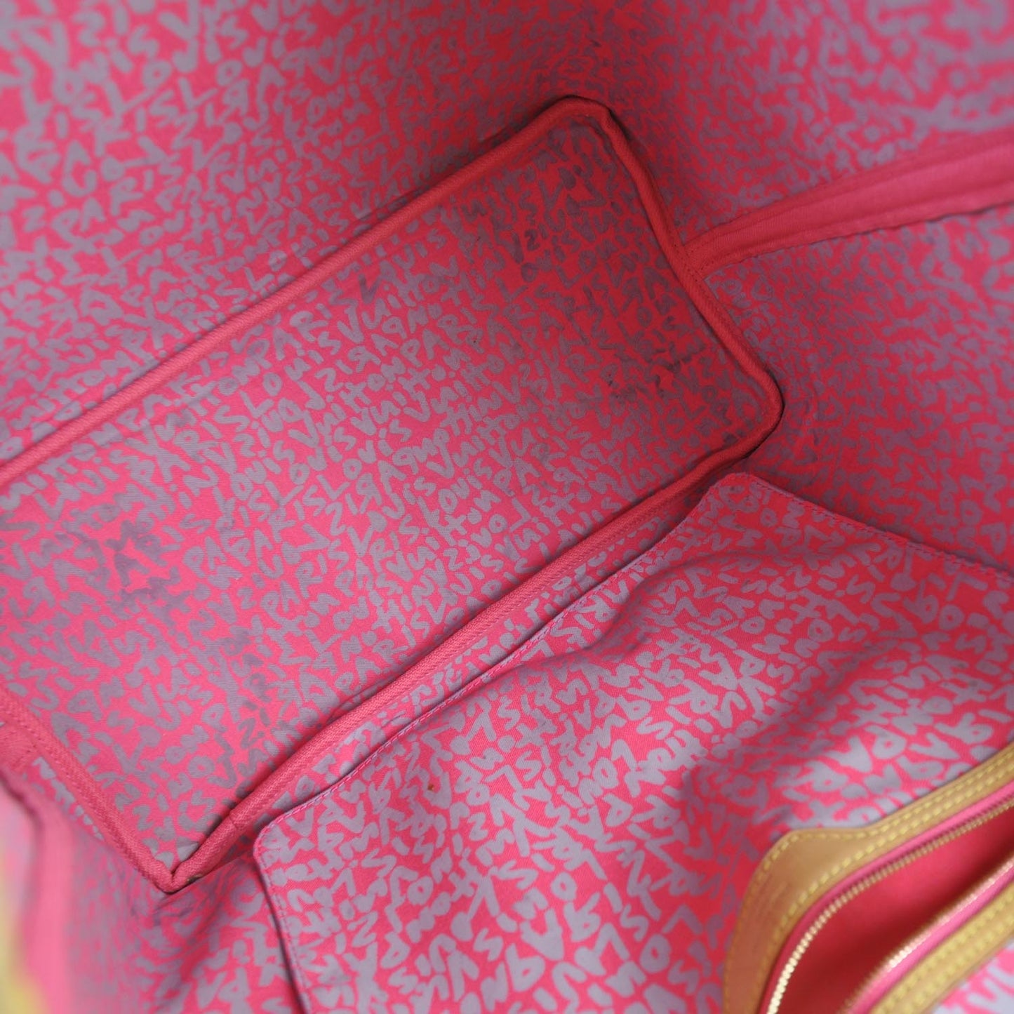 Monogram Graffiti Neverfull GM Fuchsia