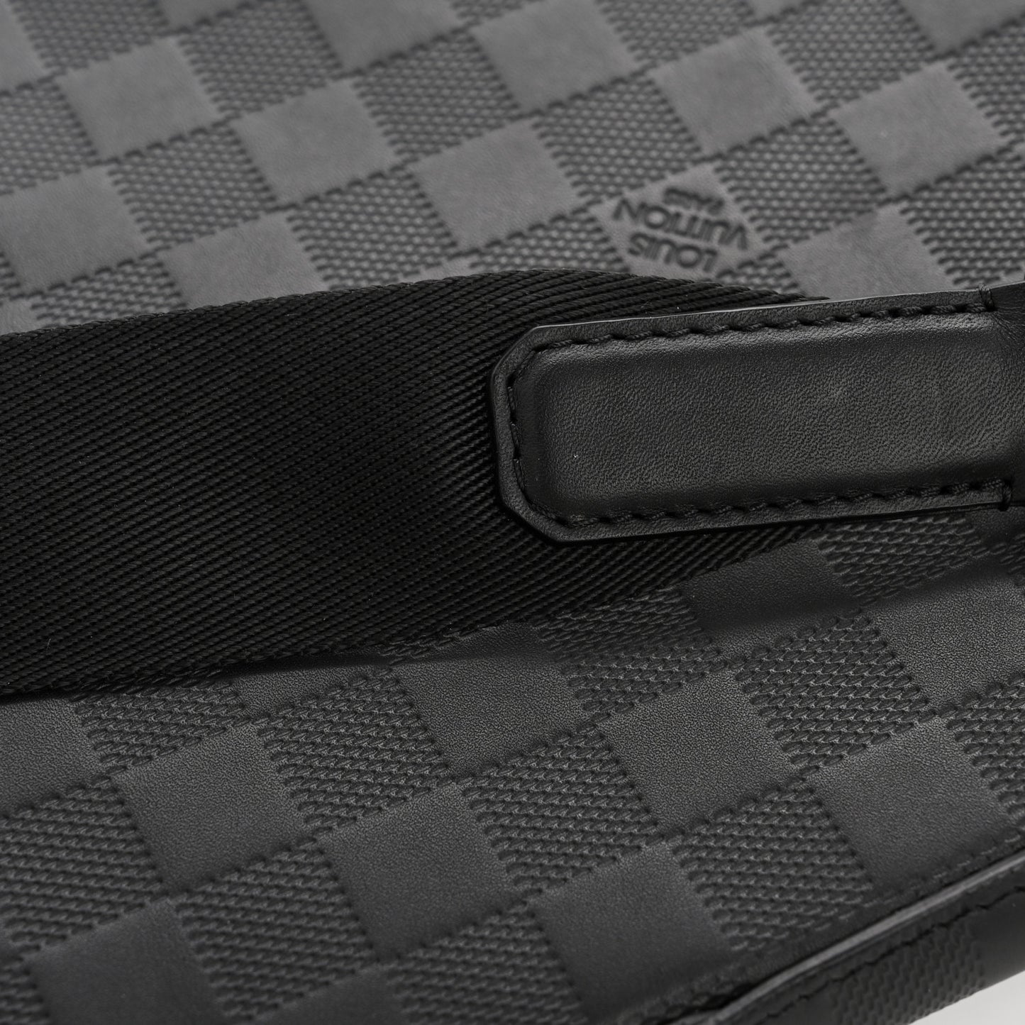 Damier Infini Avenue Sling Bag NM Onyx