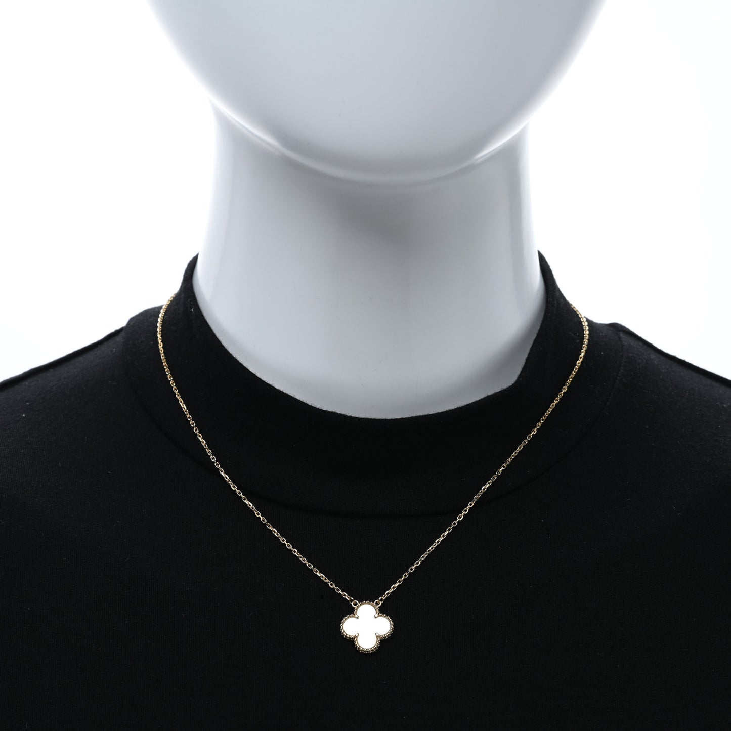 18K Yellow Gold Mother of Pearl Vintage Alhambra Pendant Necklace