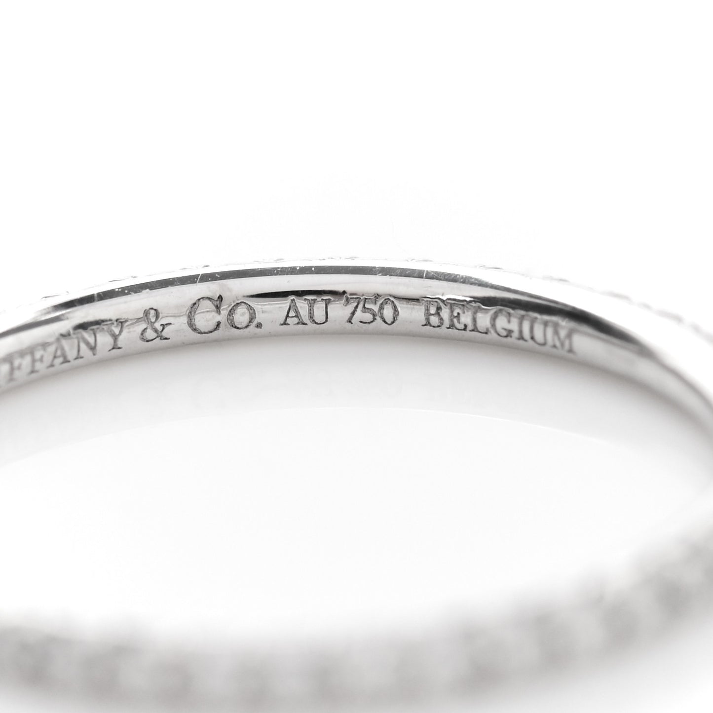 18K White Gold Diamond Metro Band Ring 49 5