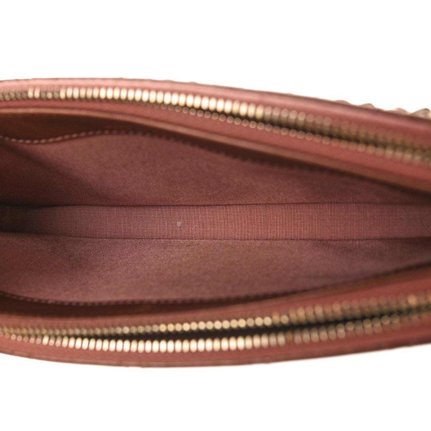 Goatskin Enamel Quilted Small Clutch With Chain Brown