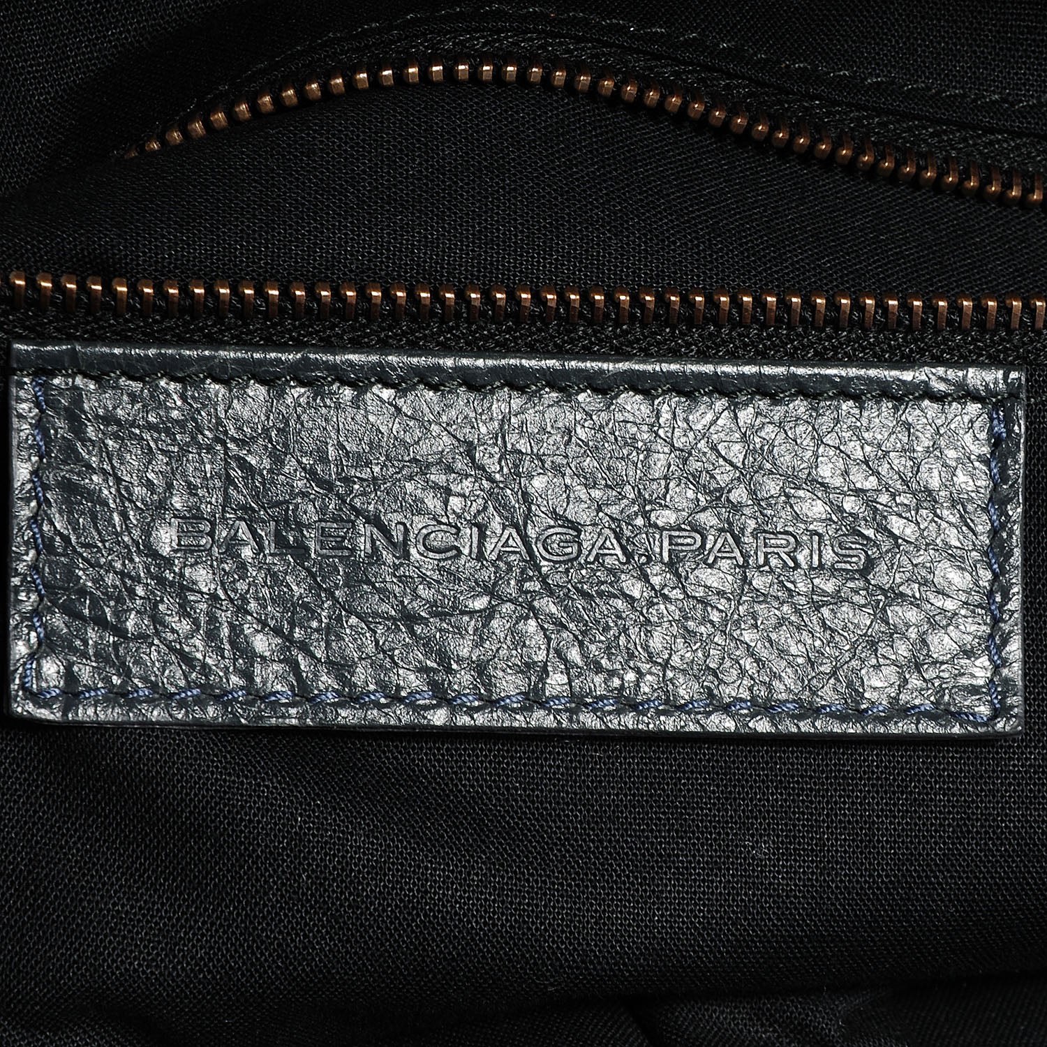 Balenciaga Agneau Cross Day Messenger Anthracite 9 of 11