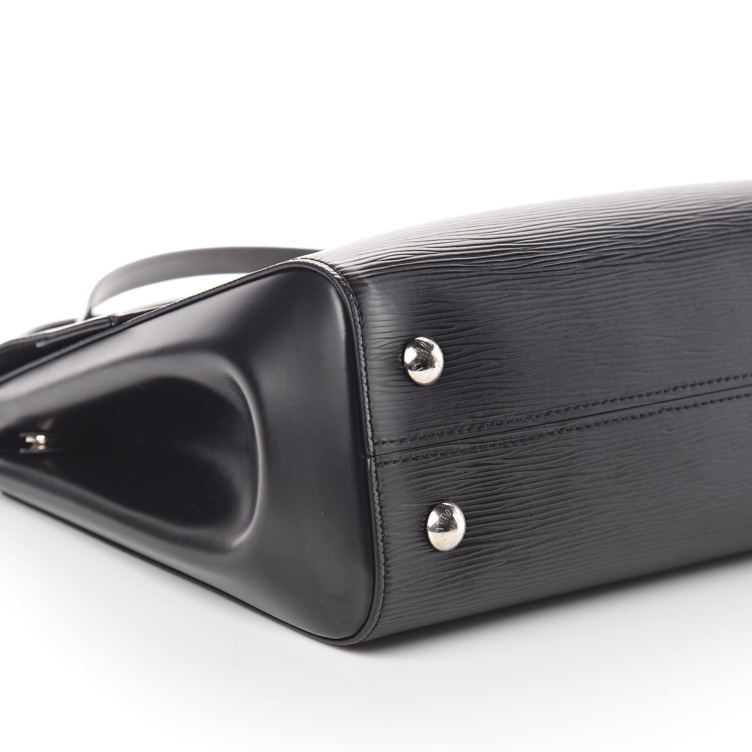 Louis Vuitton Epi Cluny MM Black 8 of 9
