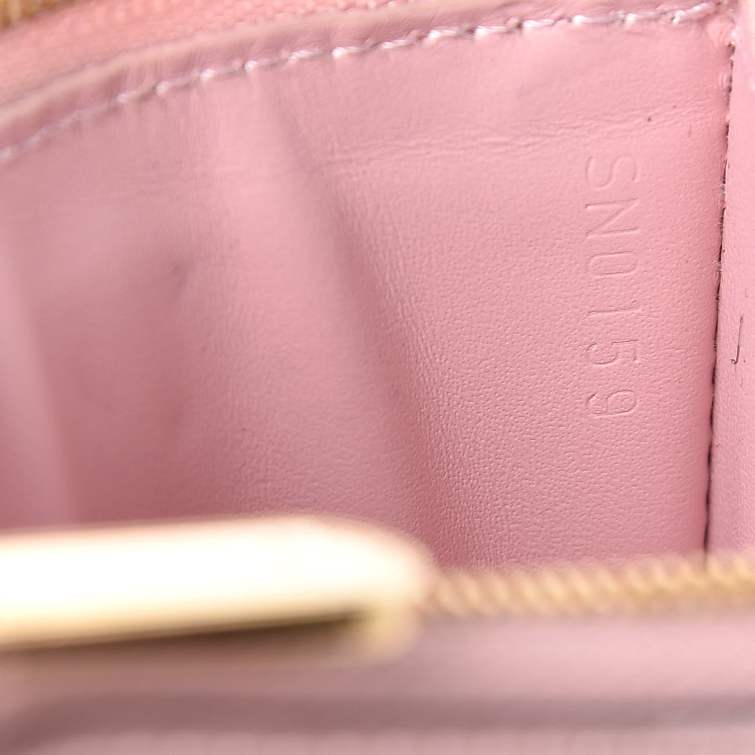 Louis Vuitton Patent Miroir Venice Key Pouch Rose Ballerine 7 of 8