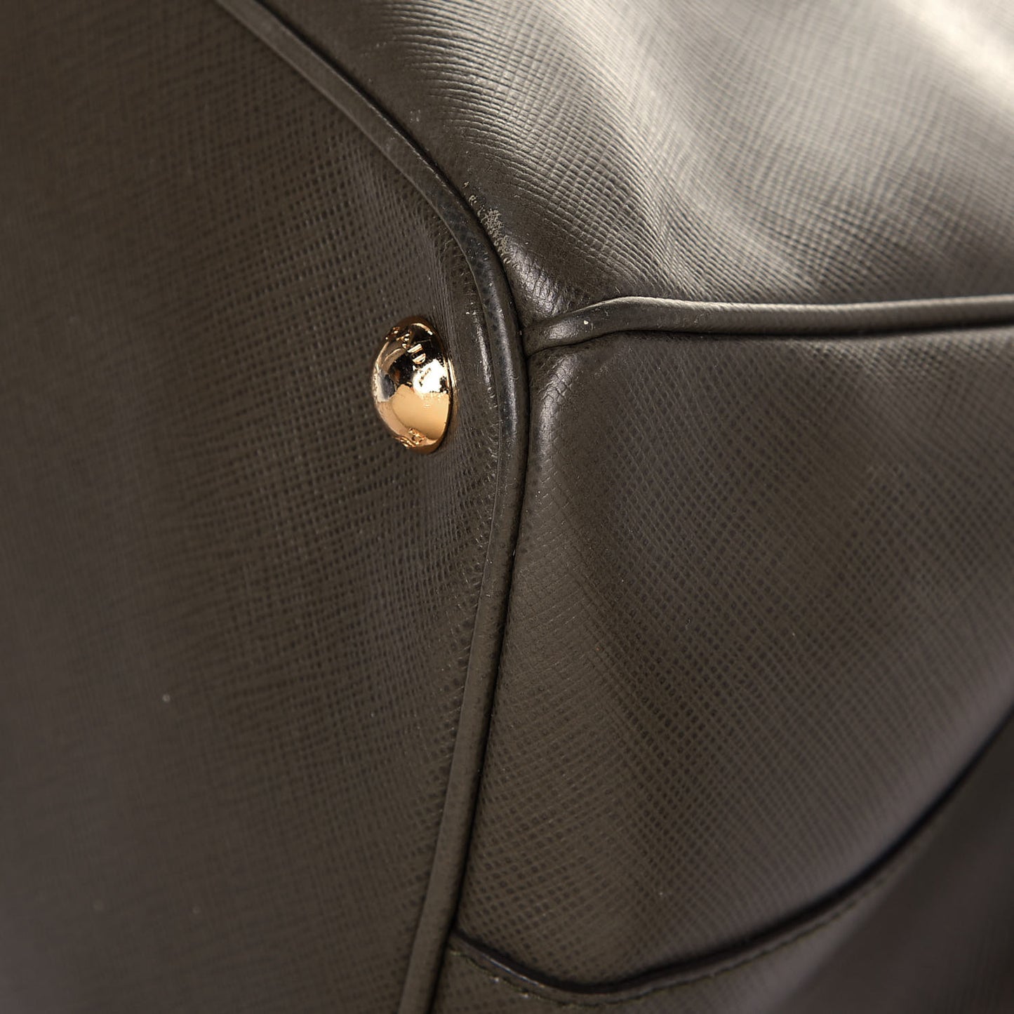 Saffiano Medium Galleria Double Zip Tote Caffe
