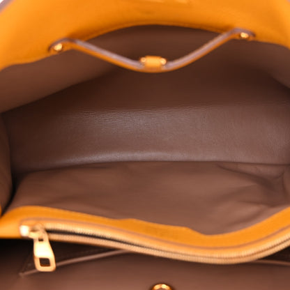 Louis Vuitton Taurillon Capucines MM Tournesol 5 of 9