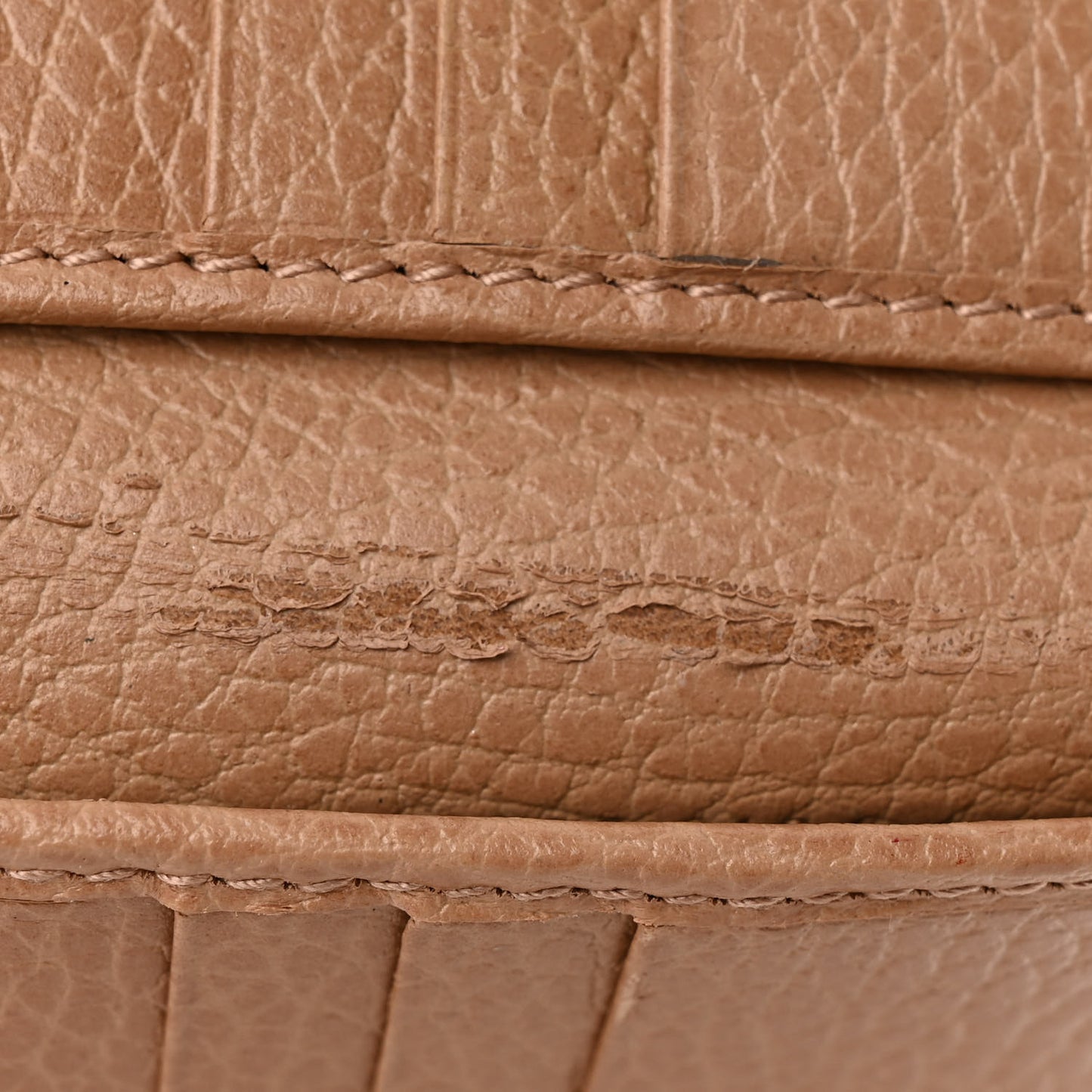 Dollar Calfskin Interlocking G French Wallet Camelia