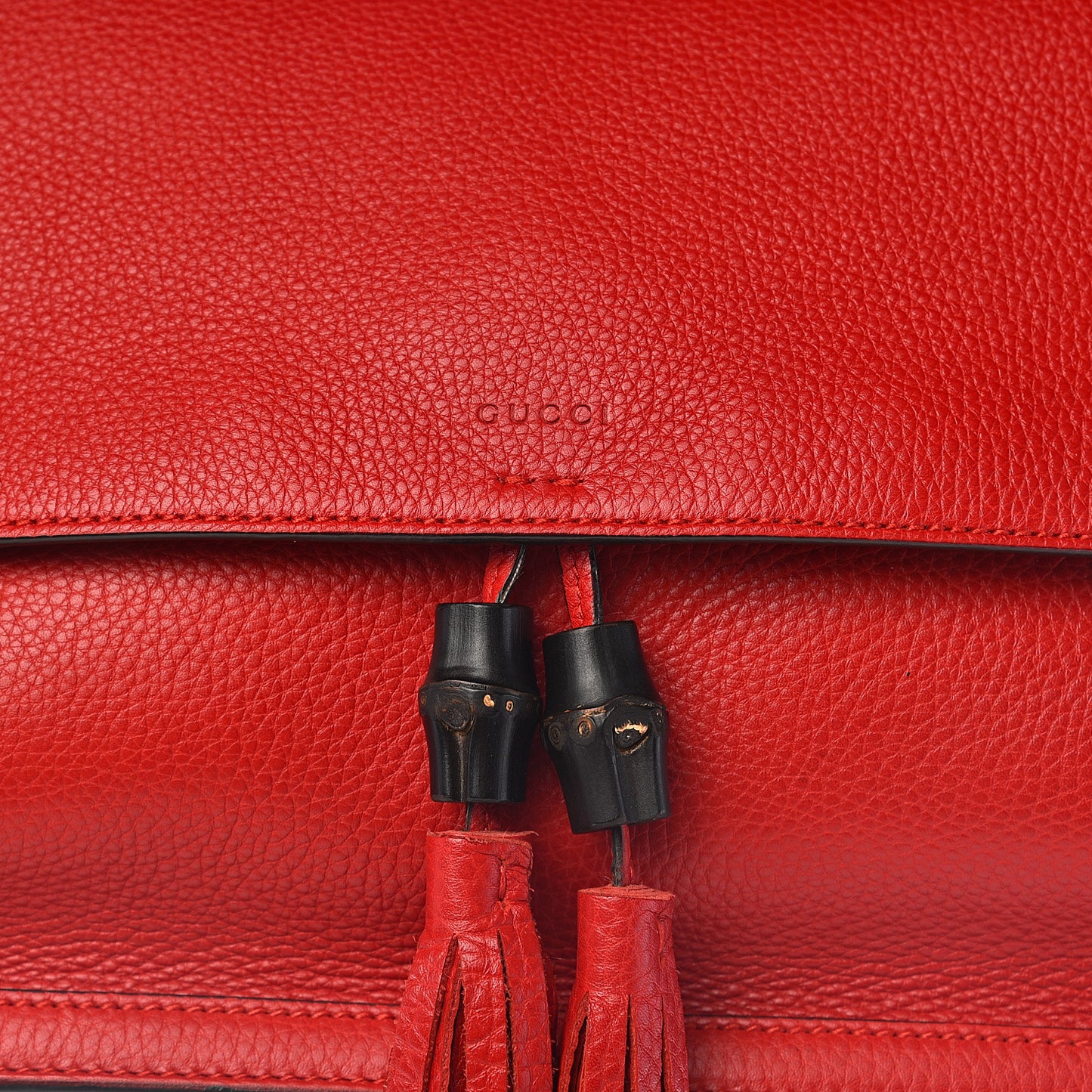 Pebbled Calfskin Bamboo Daily Flap Shoulder Bag Red