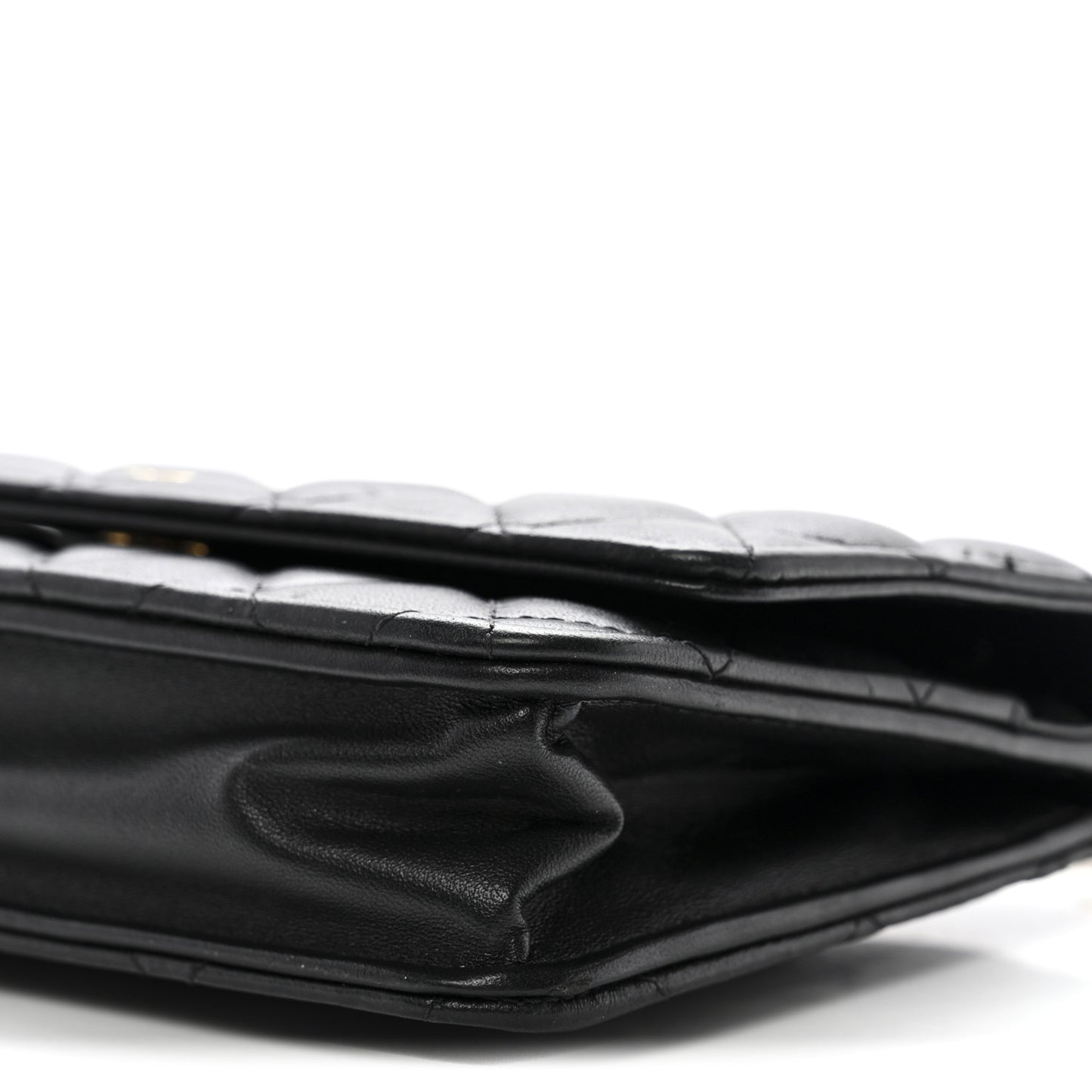 Lambskin Quilted Wallet On Chain WOC Black