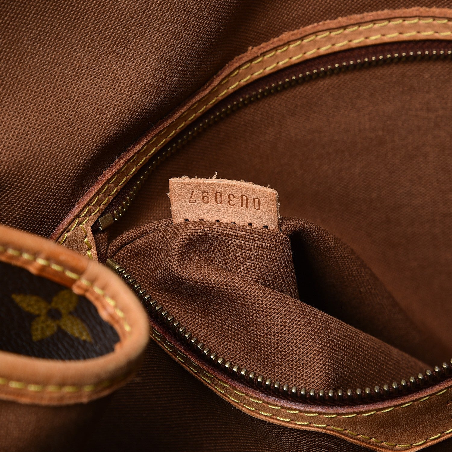 Louis Vuitton Monogram Batignolles Horizontal 8 of 15