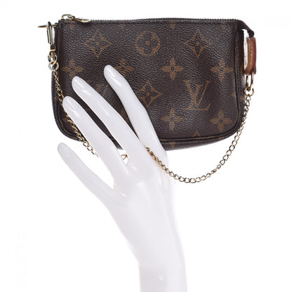 Louis Vuitton Monogram Mini Pochette Accessories 2 of 12
