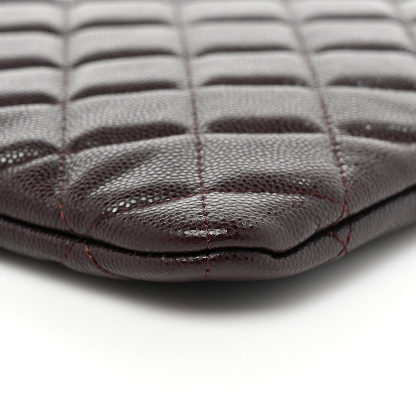 Caviar Quilted Medium Cosmetic Case Burgundy