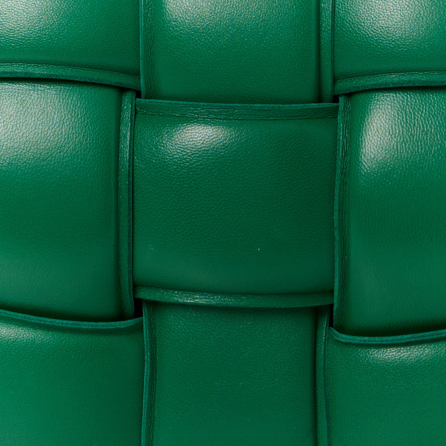 Lambskin Maxi Intrecciato Padded Cassette Crossbody Bag Racing Green